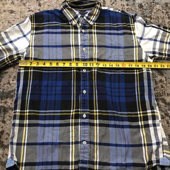 Men’s Tommy Hilfiger plaid button down shirt - Picture 6 of 7